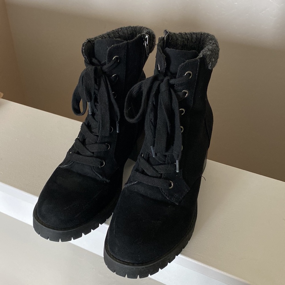 Universal Thread Bootie - Picture 5 of 8